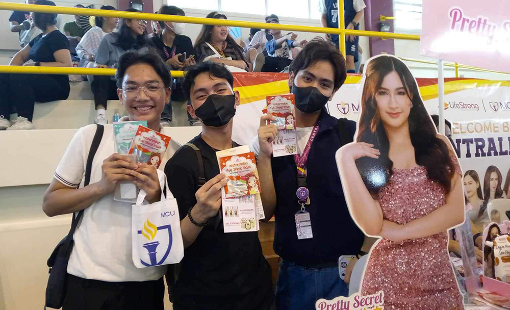 Welcomes Freshies from MCU